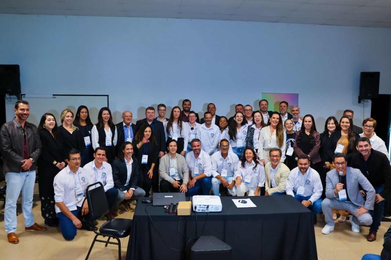 Plateia do 1º Fórum de Desenvolvimento Regional EIXOMINAS